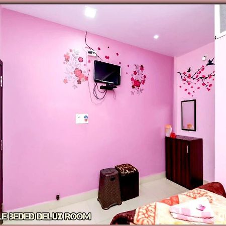 Mansarovar Guesthouse Ujjain Eksteriør billede