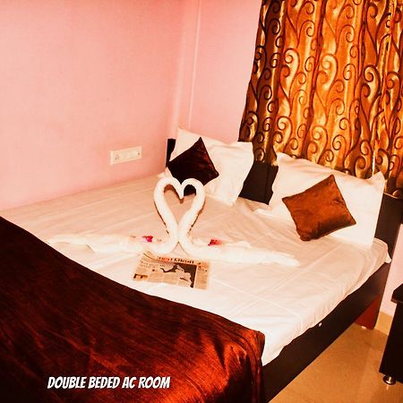 Mansarovar Guesthouse Ujjain Eksteriør billede