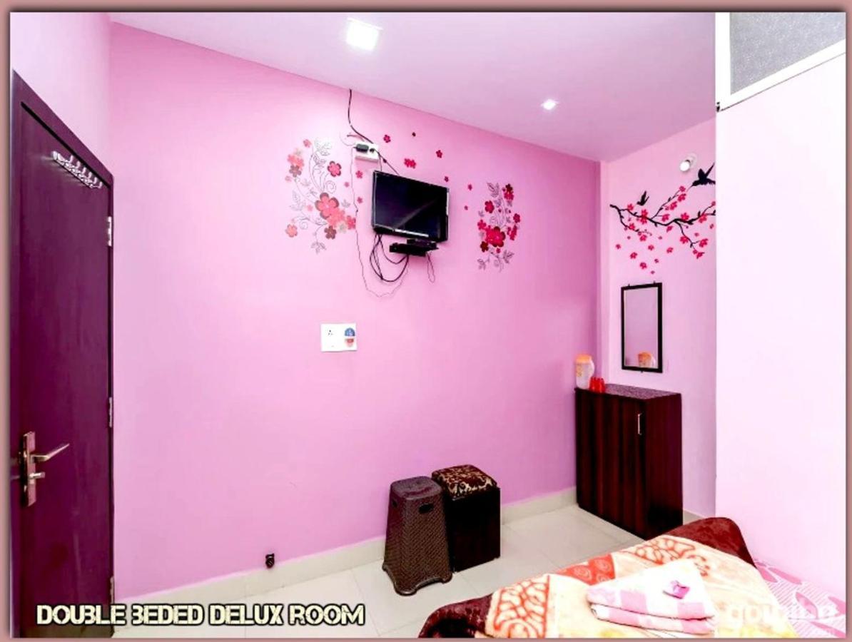 Mansarovar Guesthouse Ujjain Eksteriør billede