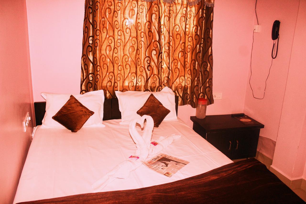 Mansarovar Guesthouse Ujjain Eksteriør billede