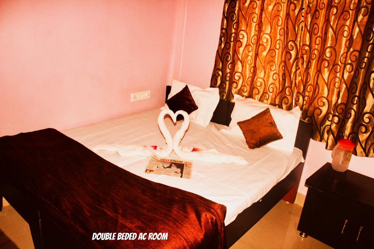 Mansarovar Guesthouse Ujjain Eksteriør billede