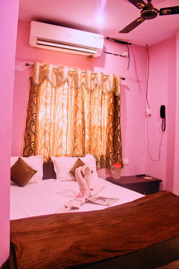 Mansarovar Guesthouse Ujjain Eksteriør billede