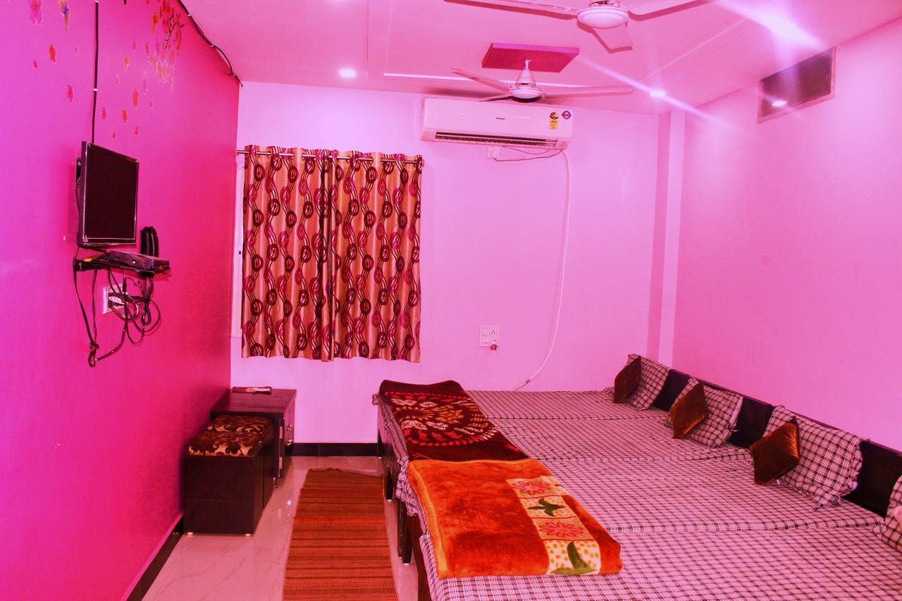 Mansarovar Guesthouse Ujjain Eksteriør billede